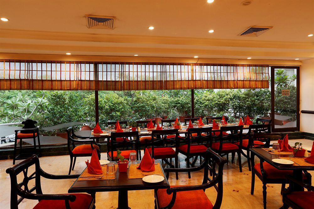 Hotel Townhouse 517 La Sapphire Near Delhi Airport à New Delhi Extérieur photo