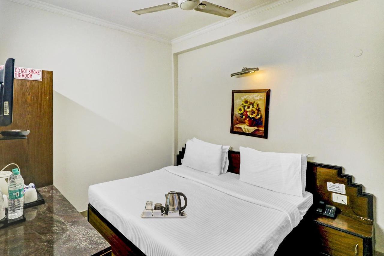 Hotel Townhouse 517 La Sapphire Near Delhi Airport à New Delhi Extérieur photo