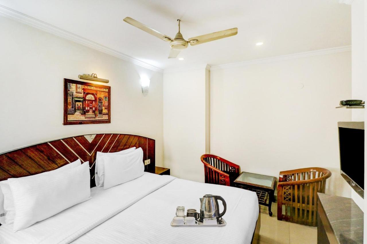 Hotel Townhouse 517 La Sapphire Near Delhi Airport à New Delhi Extérieur photo