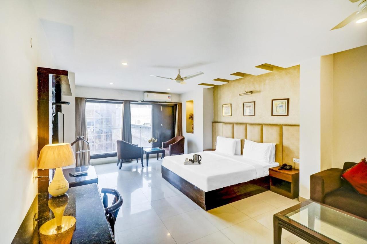 Hotel Townhouse 517 La Sapphire Near Delhi Airport à New Delhi Extérieur photo