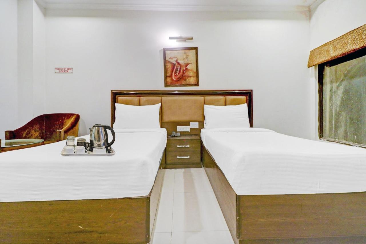 Hotel Townhouse 517 La Sapphire Near Delhi Airport à New Delhi Extérieur photo
