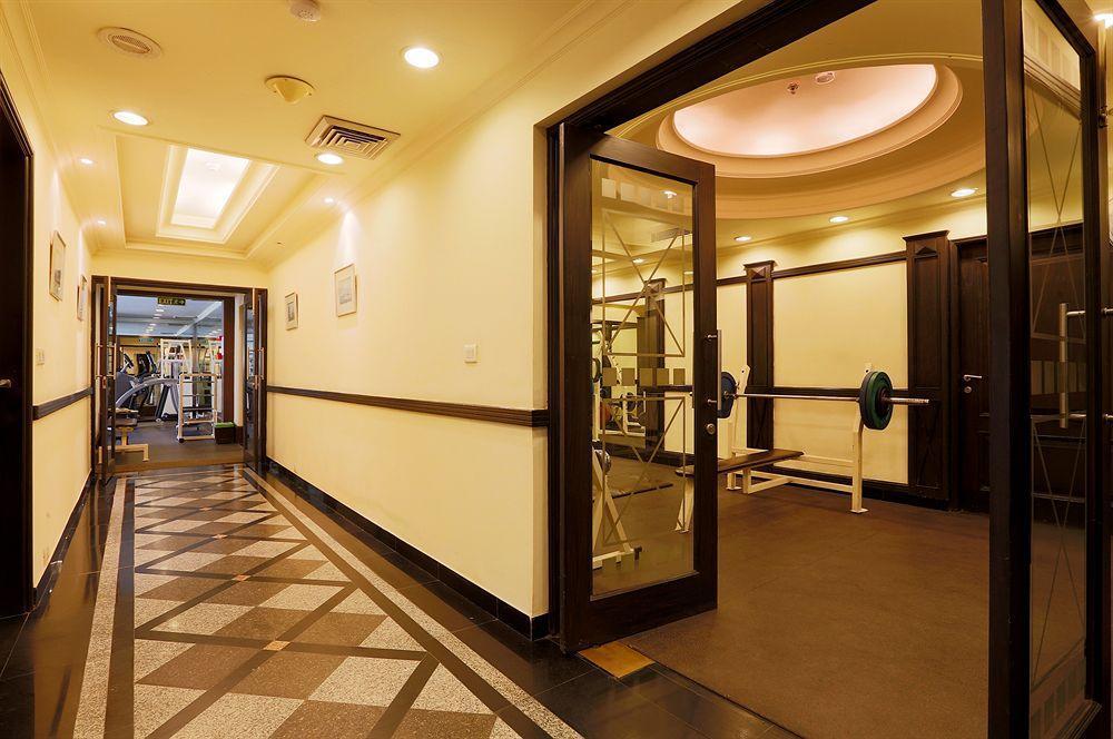 Hotel Townhouse 517 La Sapphire Near Delhi Airport à New Delhi Extérieur photo