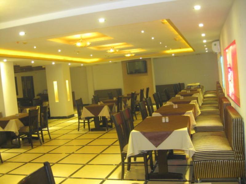 Hotel Townhouse 517 La Sapphire Near Delhi Airport à New Delhi Extérieur photo