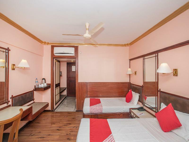 Hotel Townhouse 517 La Sapphire Near Delhi Airport à New Delhi Extérieur photo